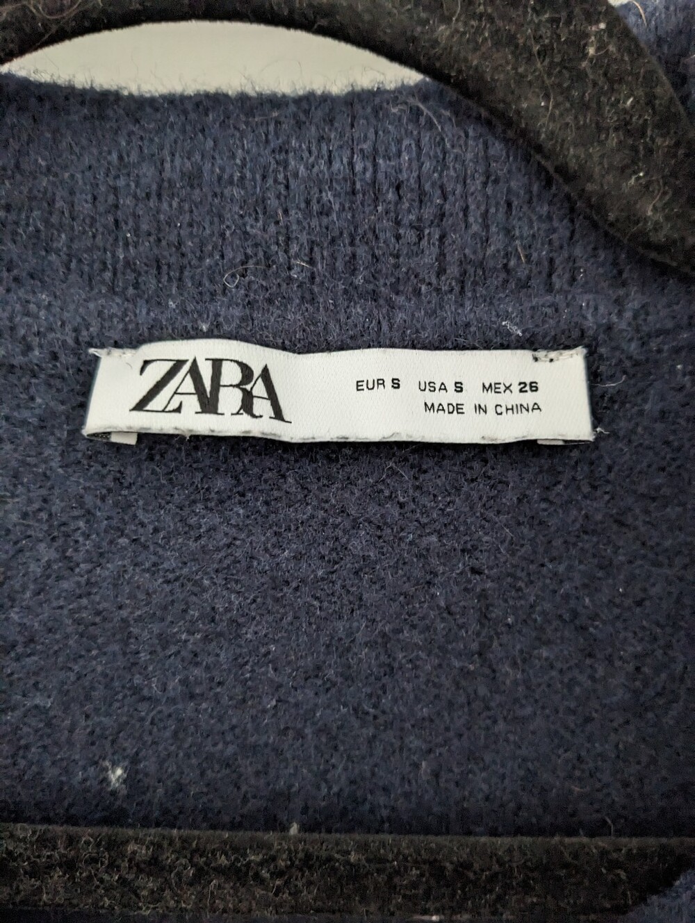 Zara Women's Navy Polo Knit Sweater with White Stripe Trim - Size Medium - Picture 5 of 6